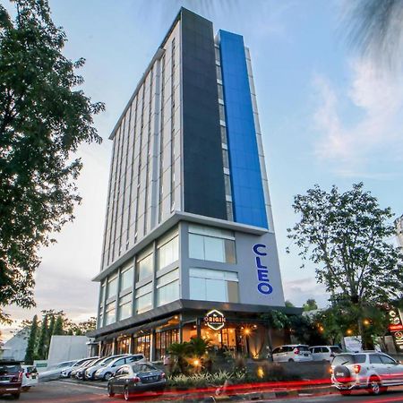 Cleo Hotel Jemursari Surabaya Eksteriør billede