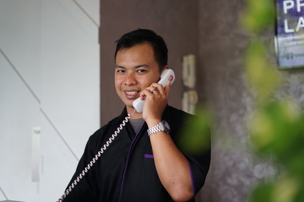Cleo Hotel Jemursari Surabaya Eksteriør billede
